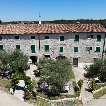 Casa Romantica La Parenzana Buje Buitenkant foto