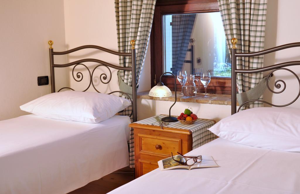 Casa Romantica La Parenzana Buje Buitenkant foto