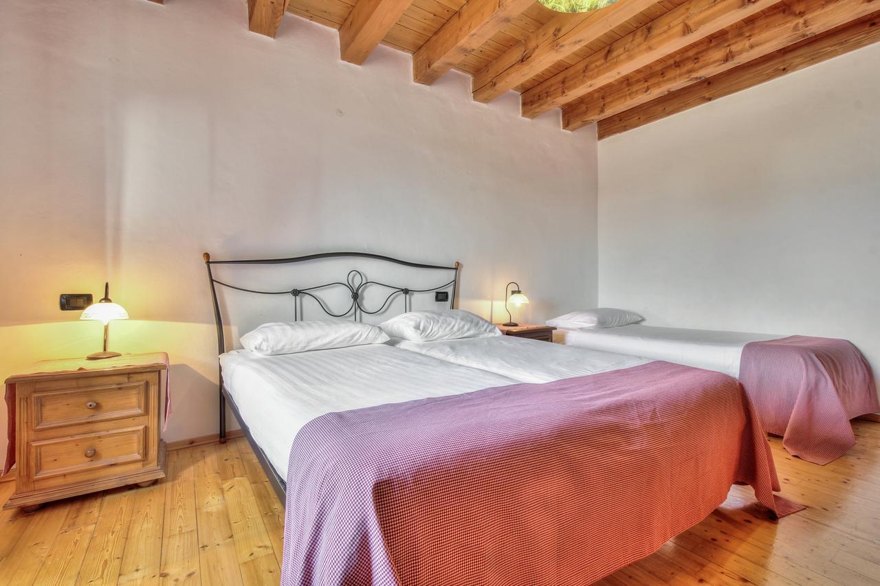Casa Romantica La Parenzana Buje Buitenkant foto